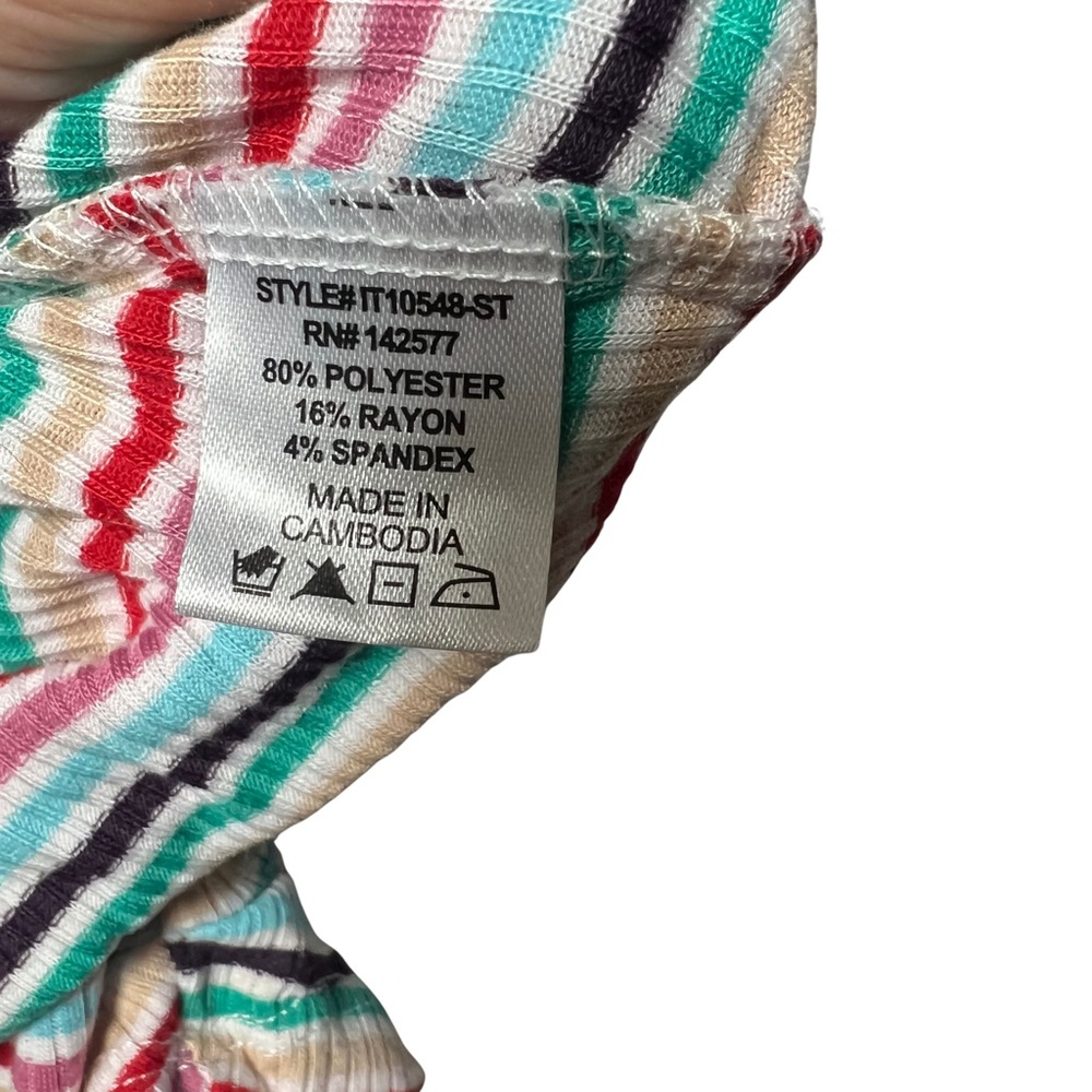 Buttoned Multicolor Striped Crop Top - Picture 7 of 14
